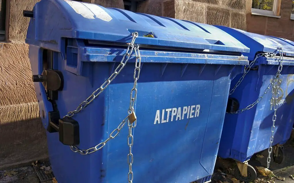 Is It Illegal To Throw Trash In A Dumpster Is It A Felony?